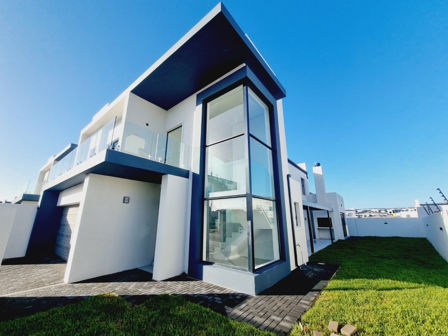 4 Bedroom Property for Sale in Sandown Western Cape